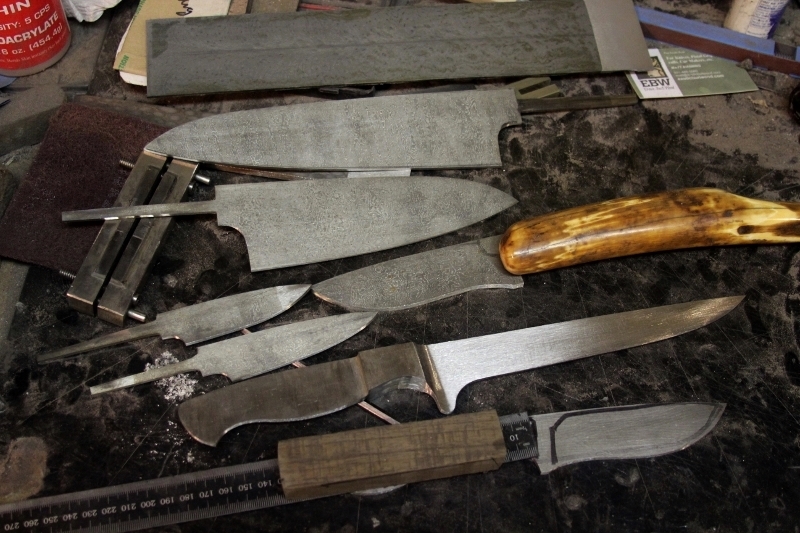 Whats on the bench. WIP blades. 005 (800x533).jpg